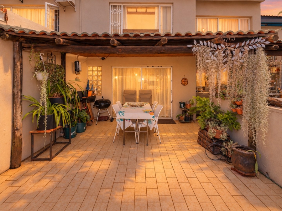 3 Bedroom Property for Sale in Kosmos North West